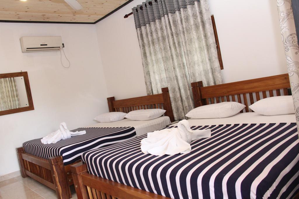 Eco Hotel Black & White - Anuradhapura Mihintale Eksteriør bilde
