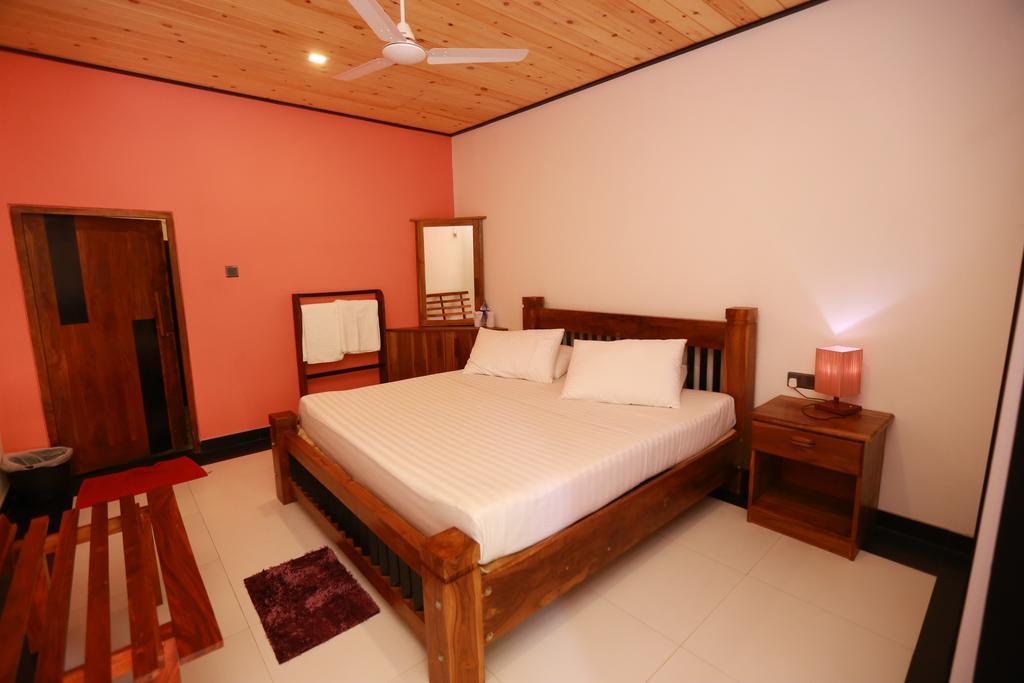 Eco Hotel Black & White - Anuradhapura Mihintale Eksteriør bilde