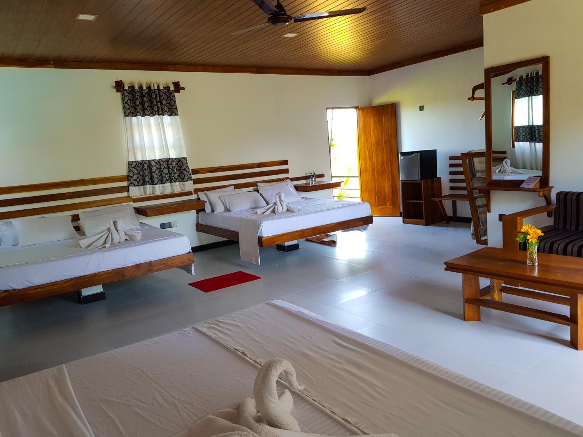 Eco Hotel Black & White - Anuradhapura Mihintale Eksteriør bilde